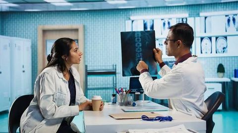 Robotics in Surgery Explained: Surgical Robot Technologies, System Types, Manufacturing Processes, Global Manufacturers, Suppliers and Medical Applications