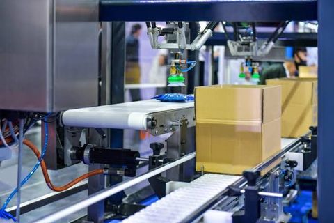 Smart Factory Automation: Integrating PLCs, SCADA, and Digital Twins